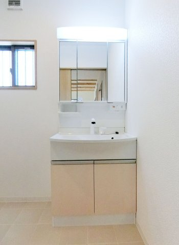 広島市安佐北区亀山2丁目　新築一戸建て（全3棟）の独立洗面台|独立洗面化粧台付き