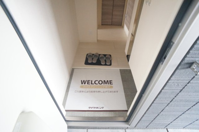 【玄関】 | ビターD | ※写真は別号室