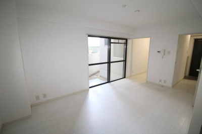 【居間・リビング】 | Ｔ－ＣＯＵＲＴ