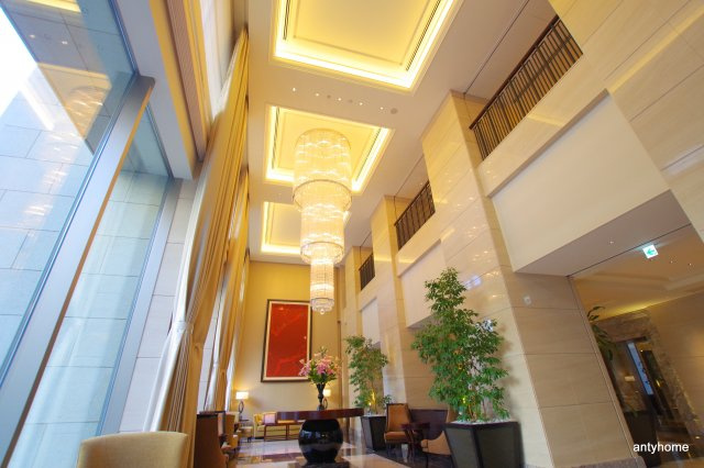 グランフロント大阪オーナーズタワー　仲介手数料無料のロビー