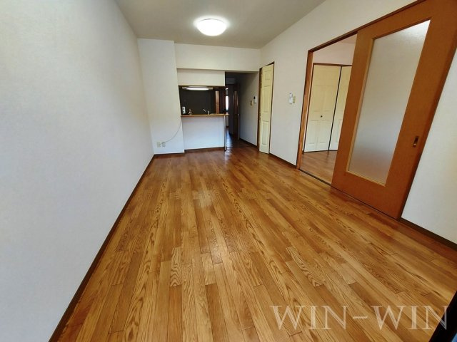 レジデンス緑ヶ丘の居間・リビング