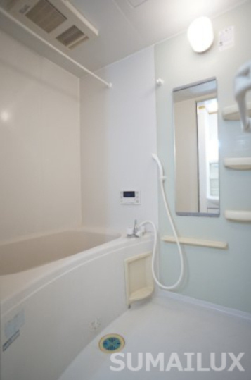 熊本市東区下江津７丁目のアパートの浴室