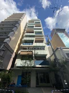 【外観】 | 色遣いがオシャレな外観のマンションです♪