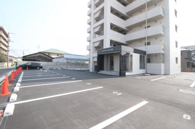 【駐車場】 | ピュアガーデン新保 | 駐車場台数豊富です★