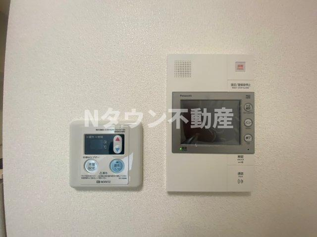 【セキュリティ】 | プレサンスTHE高岳 | モニター付きインターフォンです。