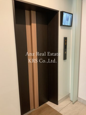 【その他共用部分】 | ALZA立売堀 | エレベーターには防犯カメラが付いており、安心です♪