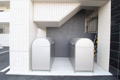 【その他共用部分】 | ピュアガーデン新保 | 敷地内ゴミ置き場（24時間利用可）