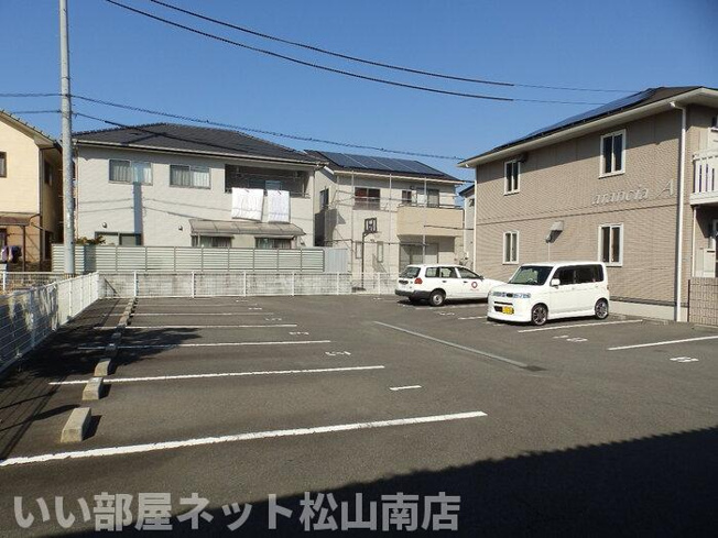 【駐車場】 | アランシア　A棟