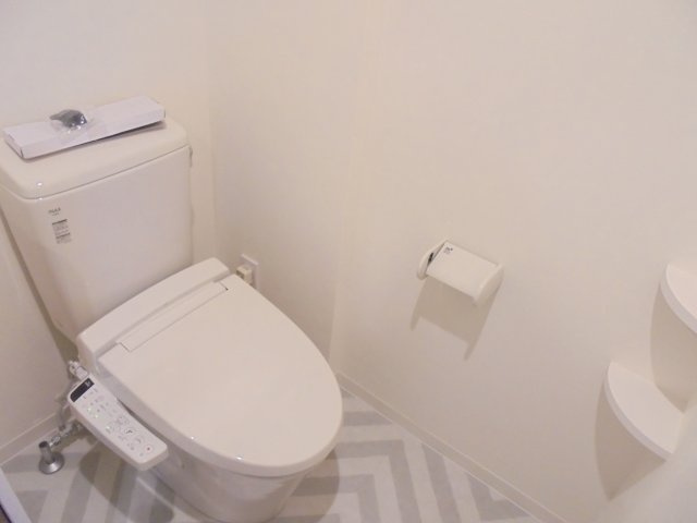 CRESENT　COURTのトイレ