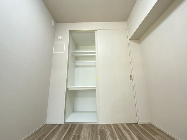 各部屋に収納あり★