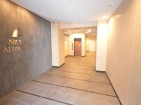 アドバンス心斎橋ラシュレ　BRAVI不動産のエントランス|【アドバンス心斎橋ラシュレ】落ち着いたエントランスです