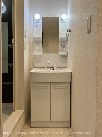 【独立洗面台】