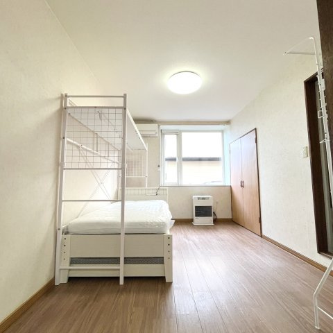 ハイデンス5の洋室