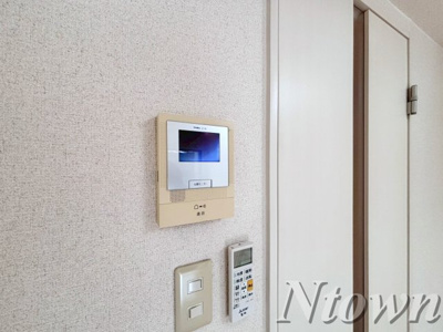 【セキュリティ】 | カーサ・ルチア志賀本通 | モニター付きインターホンです