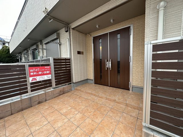 HILLS _HARAのエントランス