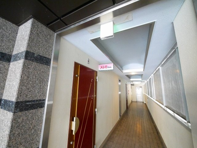 アルファプレイス