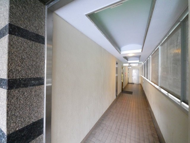 アルファプレイス