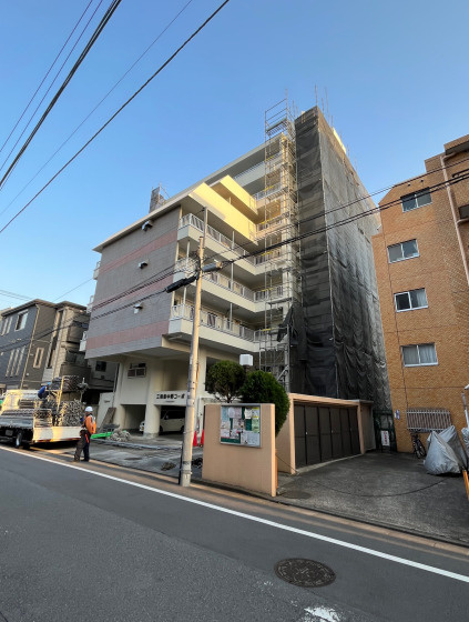 三⽥新中野コーポの外観