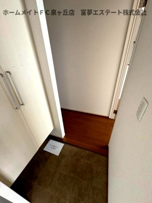 【玄関】 | リヴィエール諏訪森