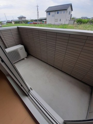 【バルコニー】 | シューズ | 落ち着いた時間を過ごせるバルコニーです