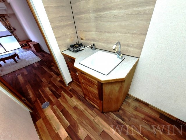 ユトリロサニーのキッチン