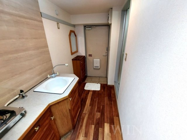 ユトリロサニーのキッチン