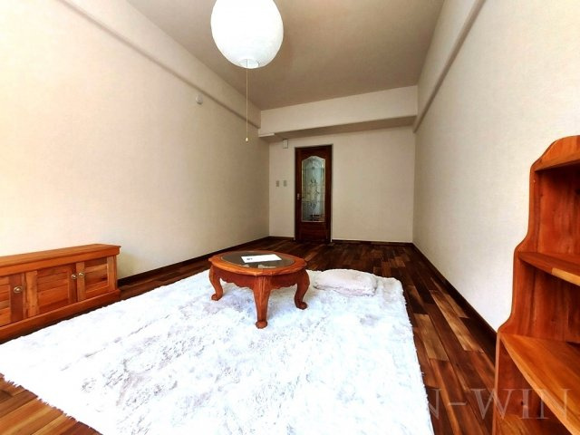 ユトリロサニーの居間・リビング