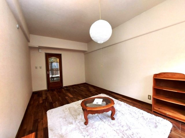 ユトリロサニーの居間・リビング