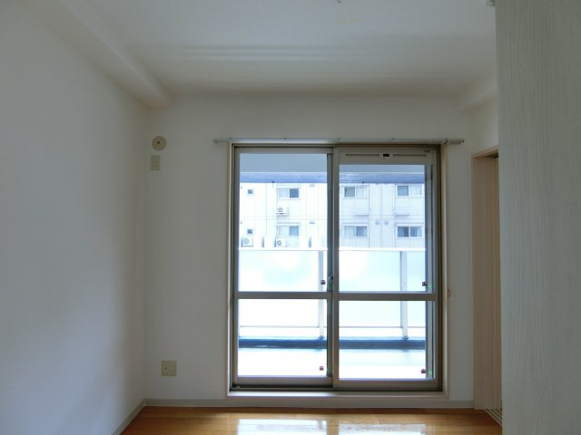 スカイマンションFの洋室
