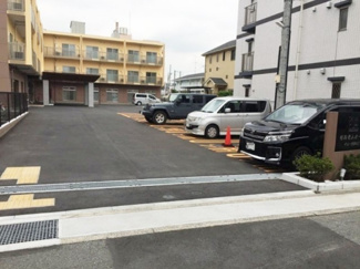 【駐車場】 | いつでも目の届く敷地内に駐車場があります♪荷物がかさばりがちなお買物にも、敷地内駐車場があると便利ですよね☆
