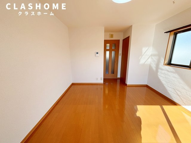 CASA　LUMACA　　刈谷市近郊の賃貸はクラスホーム刈谷店の居間・リビング