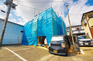 【前面道路含む現地写真】