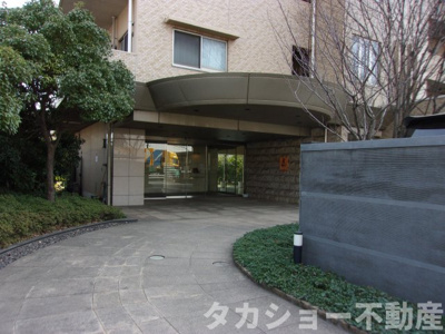 【エントランス】 | レクシオ千葉マリンゲート | 落ち着いたエントランスです