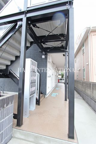 リブリ・アヴニールのエントランス