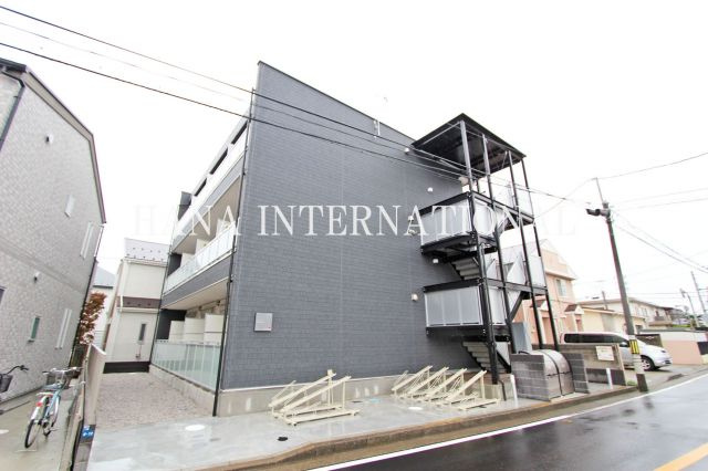 リブリ・アヴニールの外観