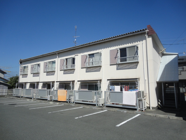 カクサン第1コーポの外観|お家賃26,000円でお住まい頂けます。