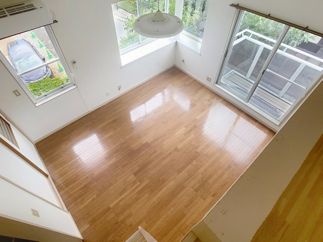 クリスタルハイツ（城西）の洋室