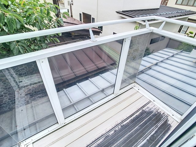 クリスタルハイツ（城西）のバルコニー