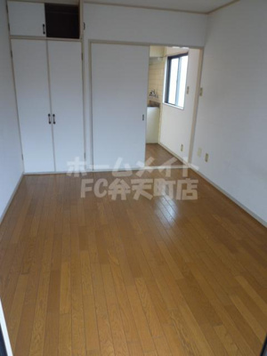 【居間・リビング】 | マリンパレス | リビングです