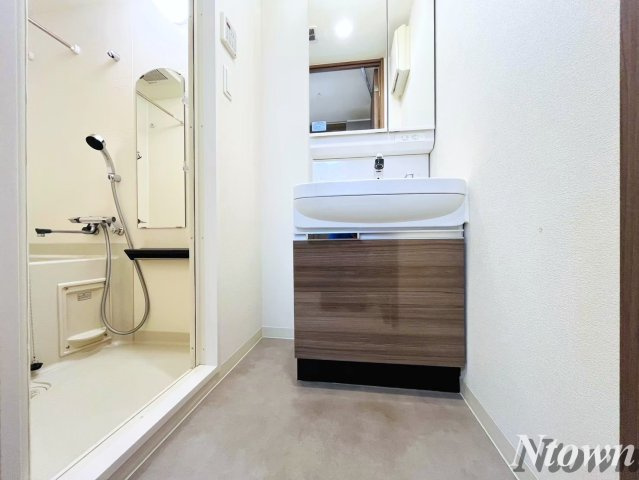 【独立洗面台】 | プレサンス広小路通葵 | 独立洗面台あり、毎朝おしゃれに忙しい女性の方におすすめです