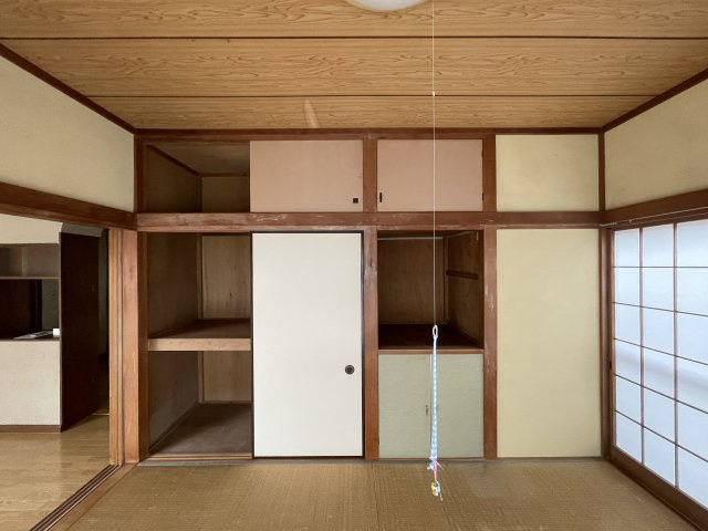川奈　売アパートの和室|1階
