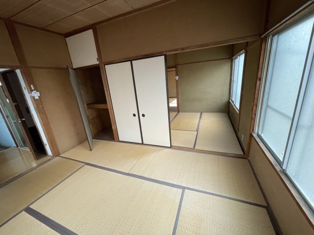 川奈　売アパートの和室|2階