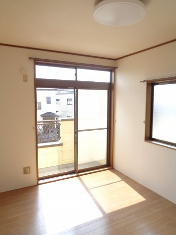 ソルフェージュの洋室