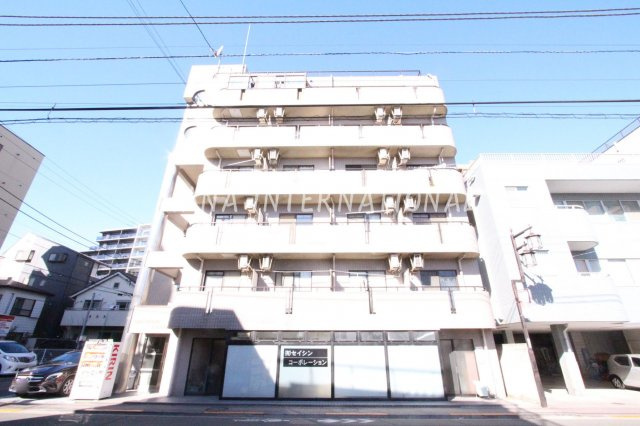 グランデュールアサノの外観