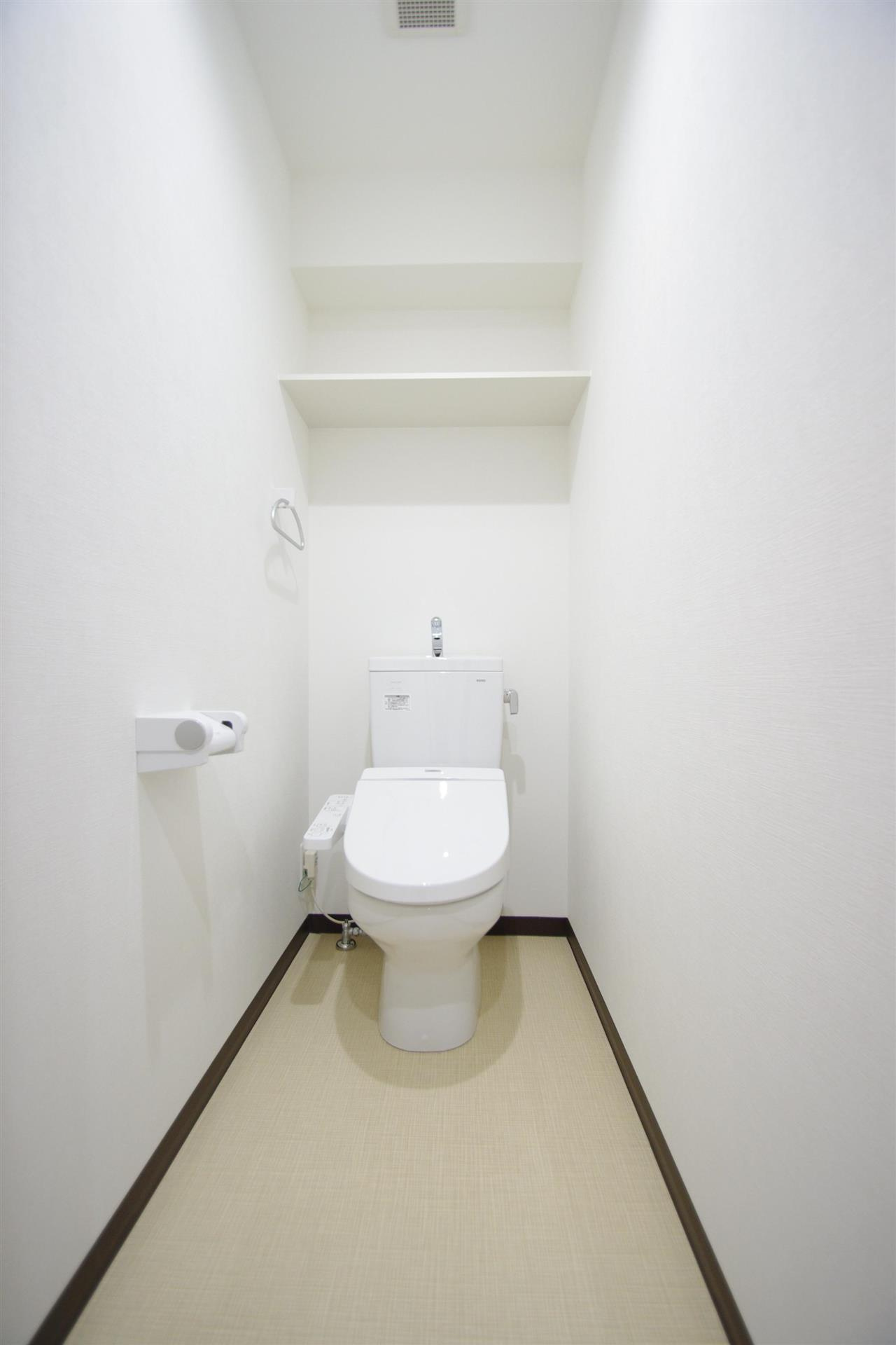 熊本市中央区新町２丁目の賃貸マンションのトイレ