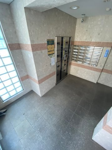 ピアリーさつきのロビー