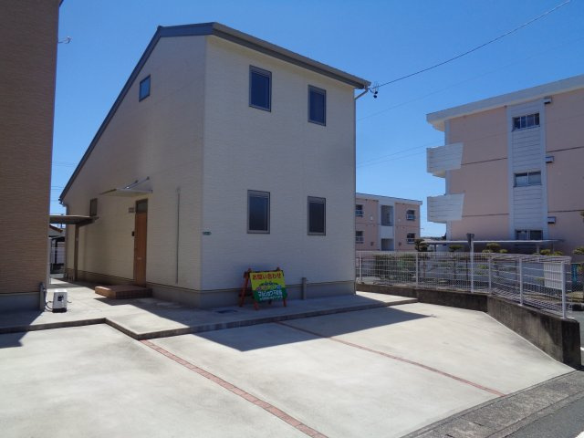 佐鳴台4丁目戸建の外観