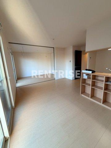 プール ボヌール Ａのエントランス|A棟102LDK