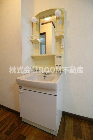 クレス中村の独立洗面台|朝の身支度には欠かせない独立洗面化粧台