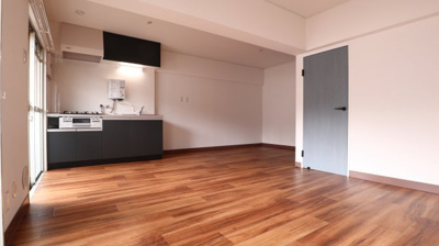 【居間・リビング】 | リバーサイドハイツ